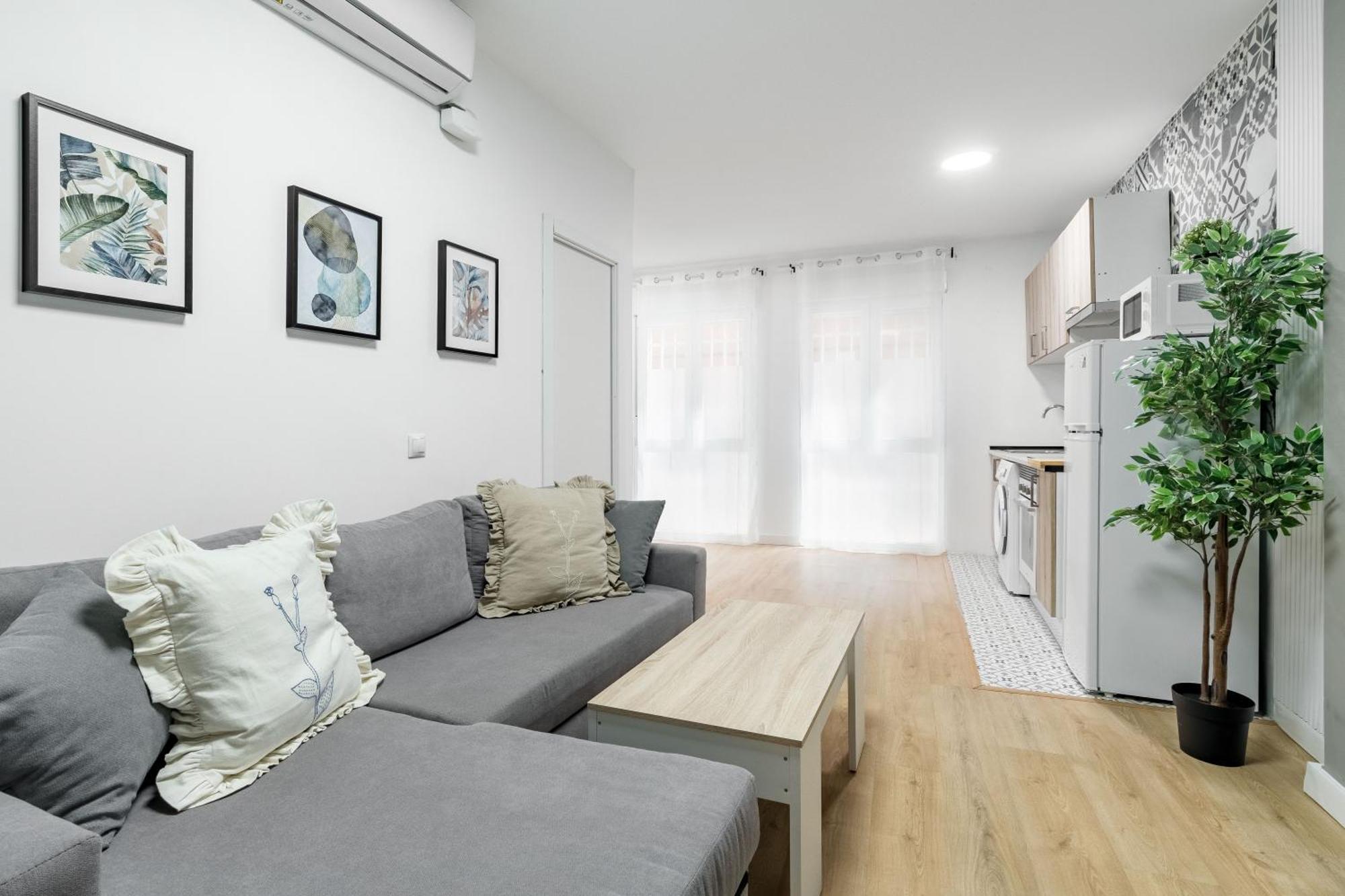 Apartamento Charming Lucero Madrid Exterior foto