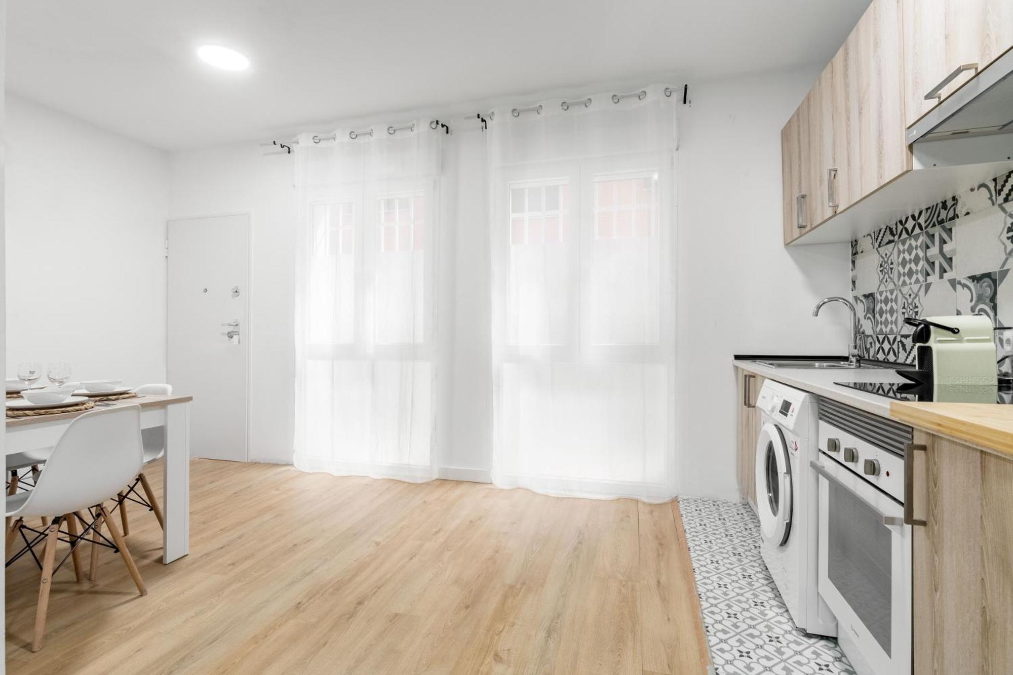 Apartamento Charming Lucero Madrid Exterior foto