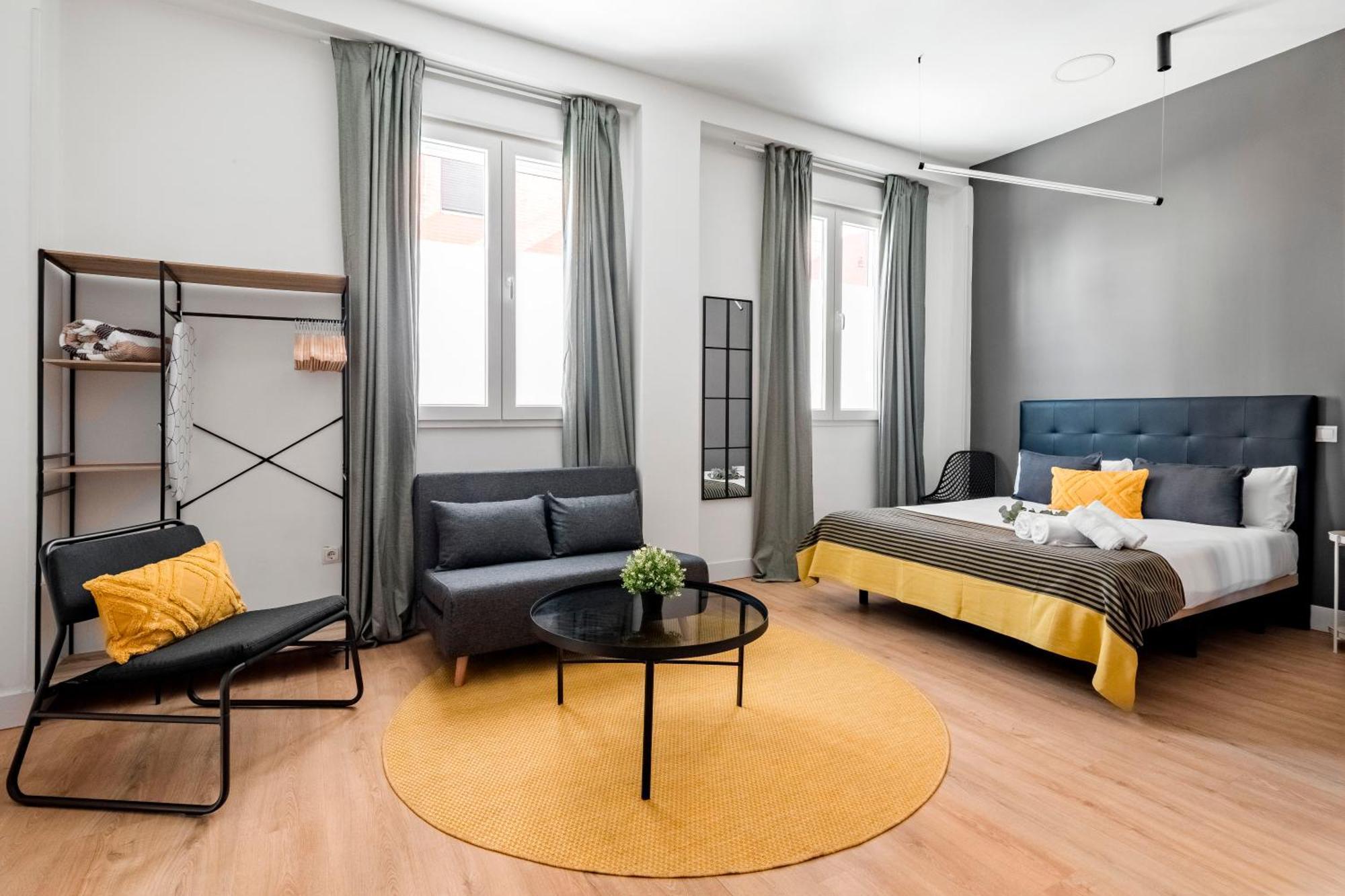 Apartamento Charming Lucero Madrid Exterior foto